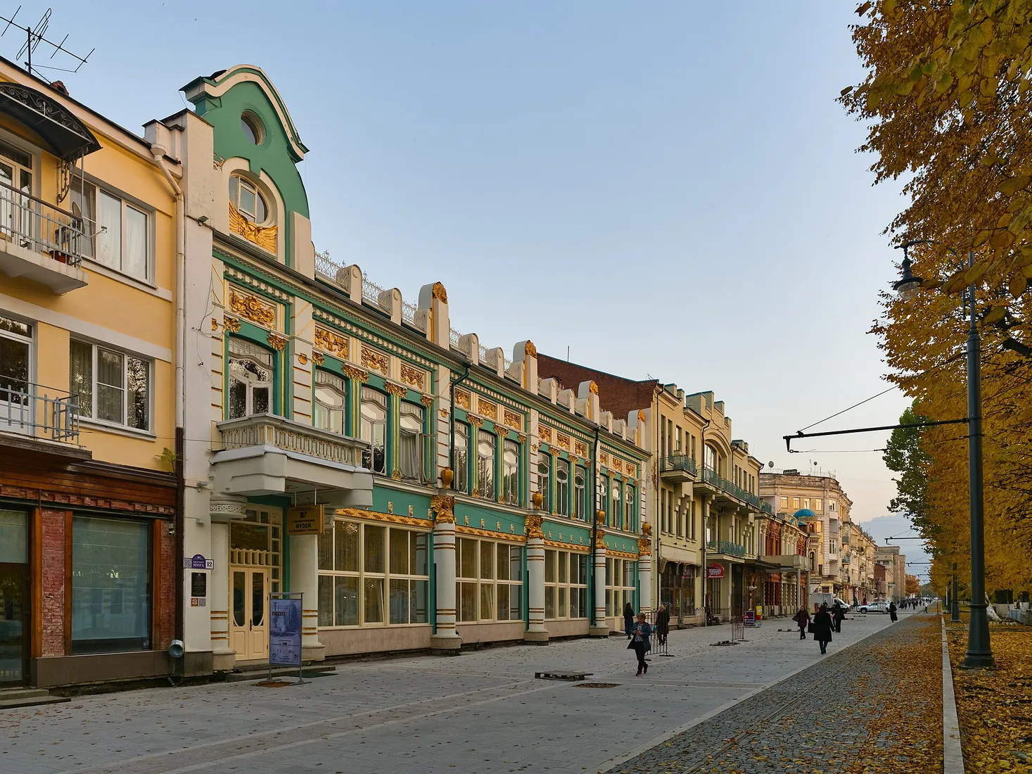 Проспект Мира: вид с улицы