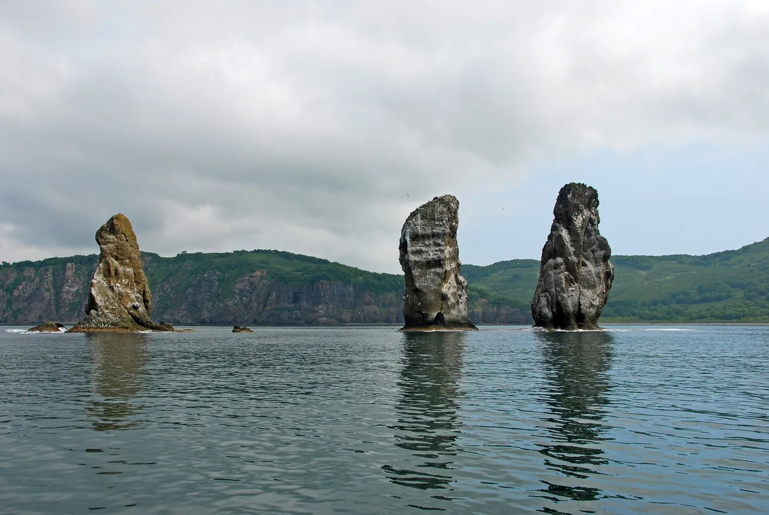 Скалы Три Брата